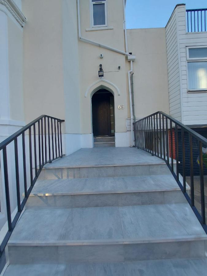 Inn By The Sea, Portsmouth - En Suite Rooms With Or Without Sea View, Onsite Ev 22Kw Exterior foto
