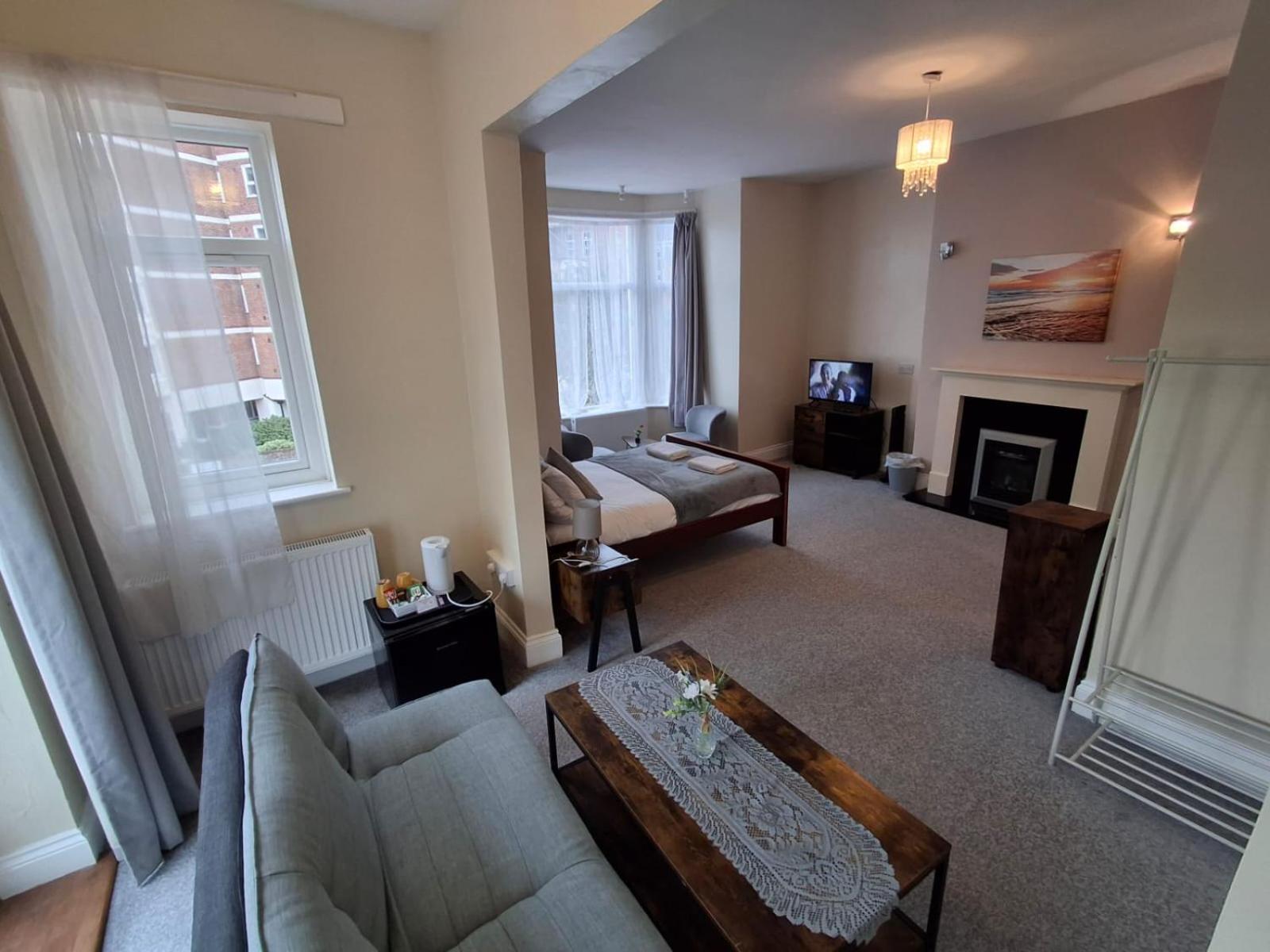 Inn By The Sea, Portsmouth - En Suite Rooms With Or Without Sea View, Onsite Ev 22Kw Exterior foto
